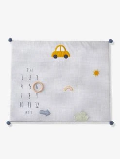 Tapis Photo Bébé Personnalisable En Gaze De Coton EN VOITURE SIMON ! Bleu - Vertbaudet -Vertbaudet Magasin tapis photo bebe personnalisable en gaze de coton en voiture simon 1 5